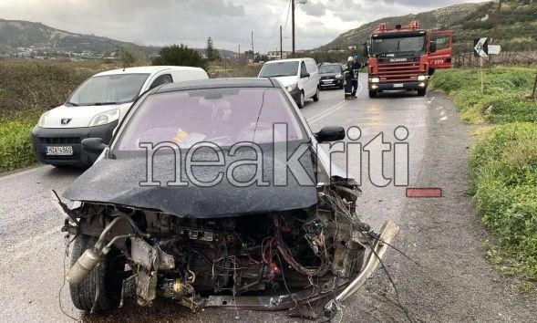 Κρήτη: Σοβαρό τροχαίο με εγκλωβισμό οδηγού - Στο νοσοκομείο με σοβαρά τραύματα μία γυναίκα