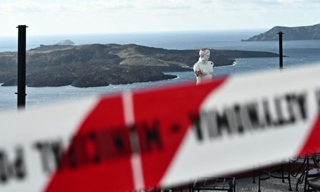 Οι Τούρκοι βάζουν σειρήνες προειδοποίησης στα παράλια για ενδεχόμενο τσουνάμι στη Σαντορίνη