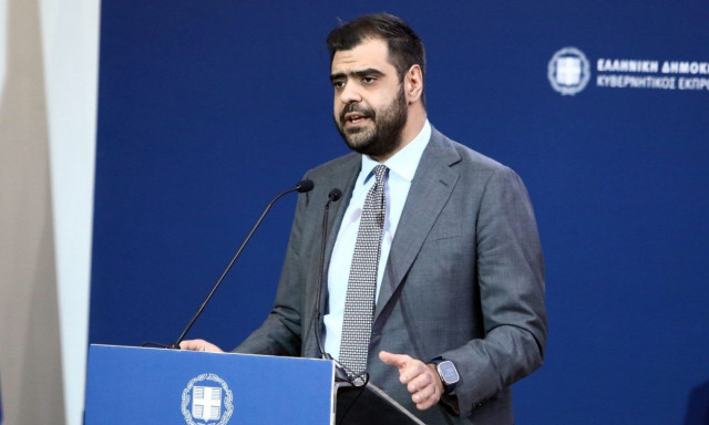 Παύλος Μαρινάκης: Η συνάντηση Μητσοτάκη - Μακρόν και οι σεισμοί στη Σαντορίνη