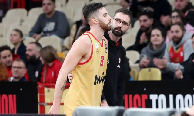 Ολυμπιακός: Θλάση ο Βιλντόζα, χάνει το Final-8 του Κυπέλλου Ελλάδας