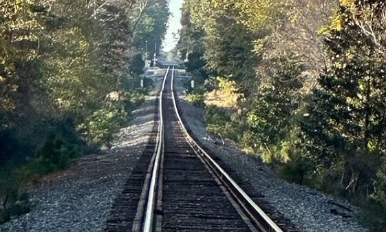 ΗΠΑ: Επιστήμονας λύνει το «μυστήριο φαντάσματος» που «στοιχειώνει« σιδηροδρομικές γραμμές