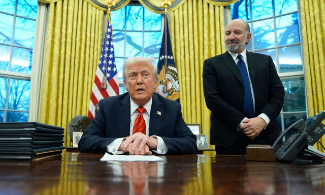 O Τραμπ απειλεί τη Χαμάς με «κόλαση» στη Γάζα αν δεν απελευθερωθούν οι Ισραηλινοί όμηροι το Σάββατο