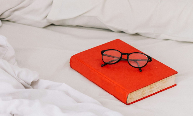 Πώς να καθαρίσετε τα γυαλιά σας - Το «μυστικό» κάθε οπτικού