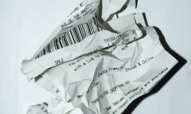 Πωλητής έδωσε ένα λογαριασμό με ένα σημείωμα - Η φράση που της άλλαξε τη ζωή