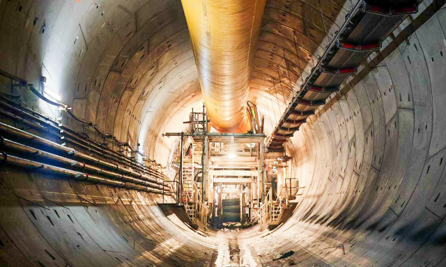 Η Ρουμανία επενδύει στα συγκοινωνιακά δίκτυα