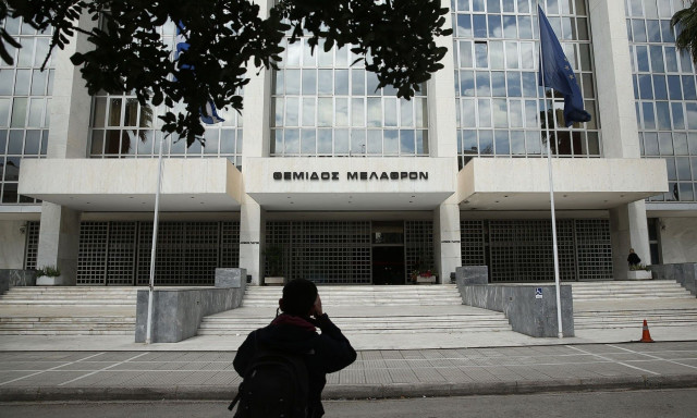 Τέμπη: Προθεσμία να απολογηθεί έλαβε η διευθύντρια σιδηροδρομικών μεταφορών