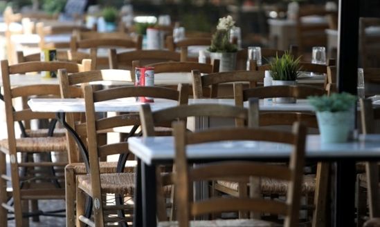 Πού θα βρεις τα καλύτερα στέκια για να περάσεις παραδοσιακά την Τσικνοπέμπτη