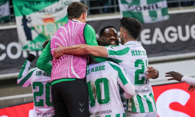 Conference League: Ισοπαλίες για τους Κύπριους, περίπατος για την Μπέτις