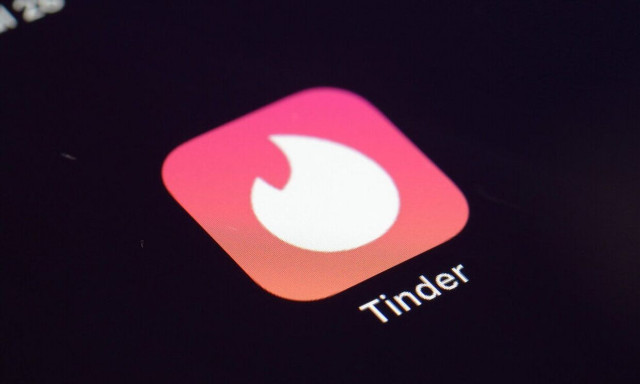 Η Gen Z «σβήνει» τις εφαρμογές γνωριμιών - Πού αναζητούν πλέον σύντροφο