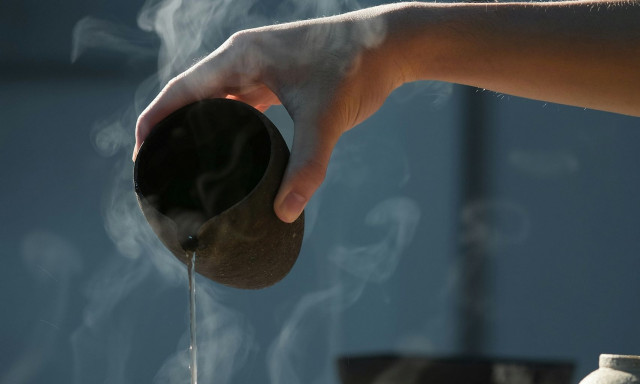 Σύμη: «Σήμερα τελειώνεις με τη μητέρα σου» - Συγκλονίζουν τα μηνύματα της 13χρονης με τον 15χρονο