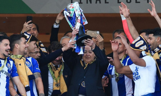 Πένθος στο ποδόσφαιρο: «Έφυγε» ο εμβληματικός πρόεδρος της Πόρτο, Πίντο Ντα Κόστα