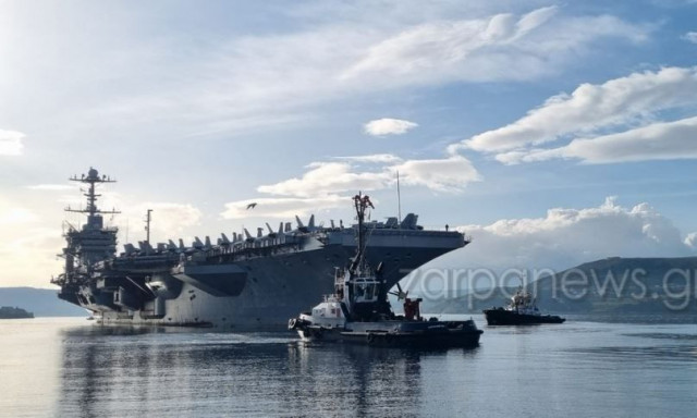 Στα Χανιά κατέπλευσε το αεροπλανοφόρο Truman για επισκευή μετά την πρόσκρουση με τουρκικό πλοίο