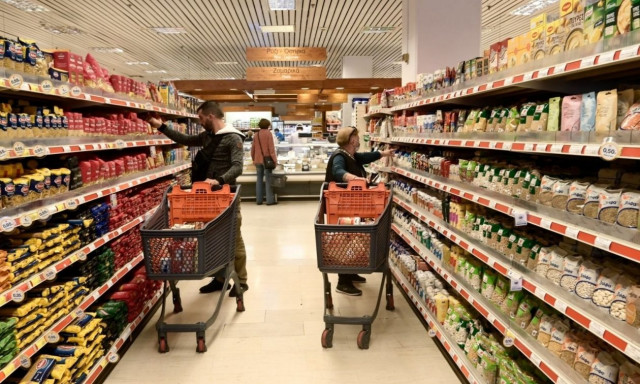 Ωράριο σούπερ μάρκετ Καθαρά Δευτέρα 2025: Τι ώρα θα κλείσουν - Ποια λειτουργούν