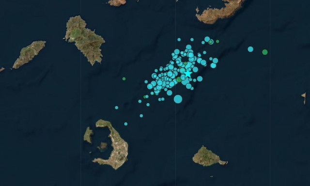 Ισχυρός σεισμός τώρα ανοιχτά της Ανάφης