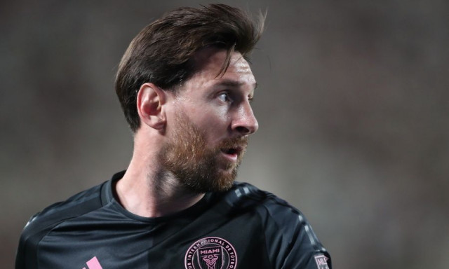 Ξέσπασε ο Ρονάλντο: «Ελευθερώστε τον Μέσι από αυτό το ποδοσφαιρικό τσίρκο»