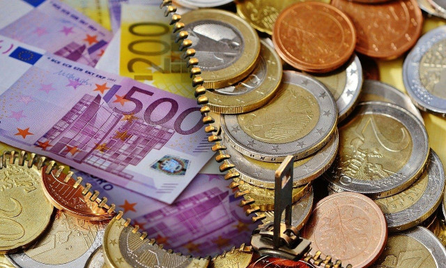 Νέο επίδομα 200 ευρώ: Ποιοι το δικαιούνται - Μέχρι πότε πρέπει να υποβάλετε αίτηση