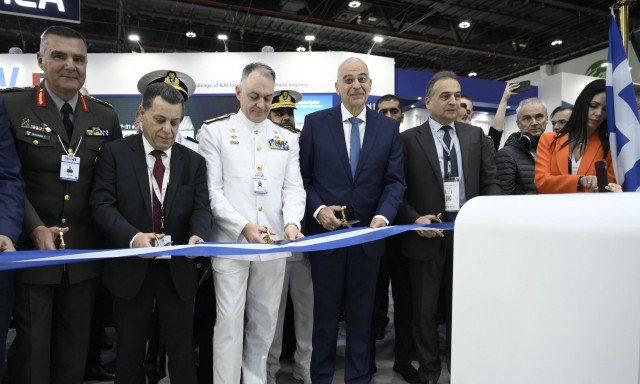 Αμπού Ντάμπι: Σημαντική η παρουσία της Ελλάδας στη Διεθνή Έκθεση Αμυντικού Υλικού IDEX