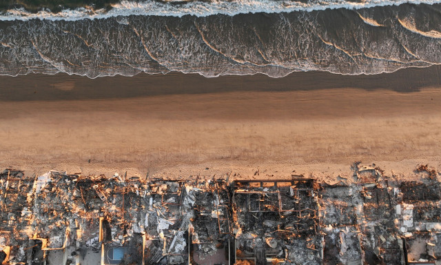 Πώς οι πυρκαγιές στο Λος Άντζελες επηρεάζουν τον ωκεανό