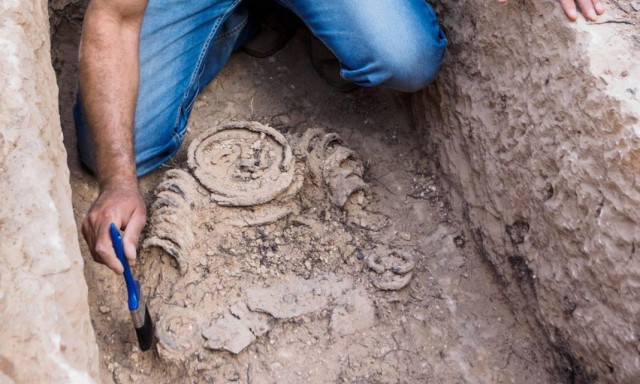 Ιερουσαλήμ: Αλυσοδεμένη στον τάφο δείχνει τα πρώτα στοιχεία γυναικείου ασκητισμού επί Βυζαντίου