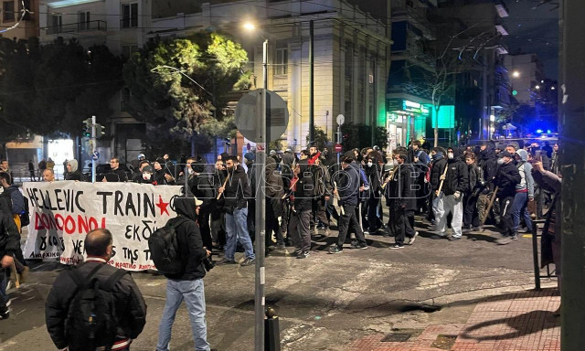 Κλειστή η Συγγρού - Διαμαρτυρία έξω από την Hellenic Train