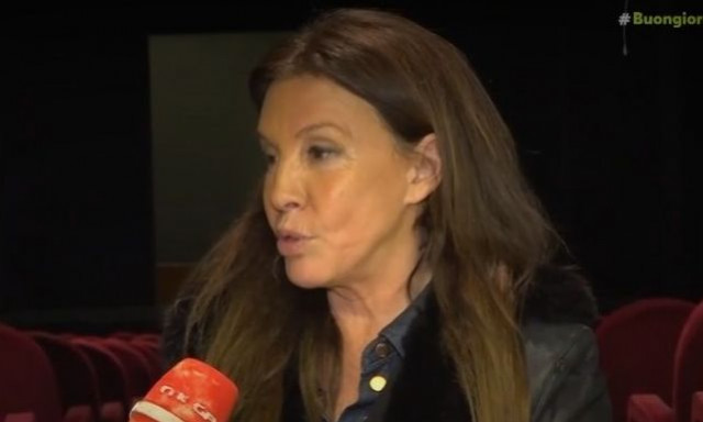 Βάνα Μπάρμπα: «Είναι μπούρδες στην ηλικία μου να με λένε s@x symbol»