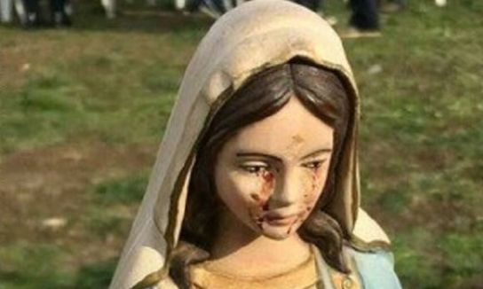 Ιταλία: Τα δάκρυα από αίμα της Παναγίας ήταν του...μέντιουμ