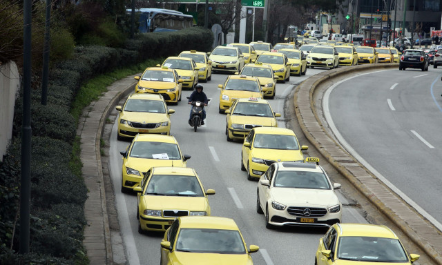 Πανελλαδική απεργία: Ποιοι κατεβάζουν ρολά - Τι θα γίνει με τα μέσα μεταφοράς - Χειρόφρενο στα ταξί
