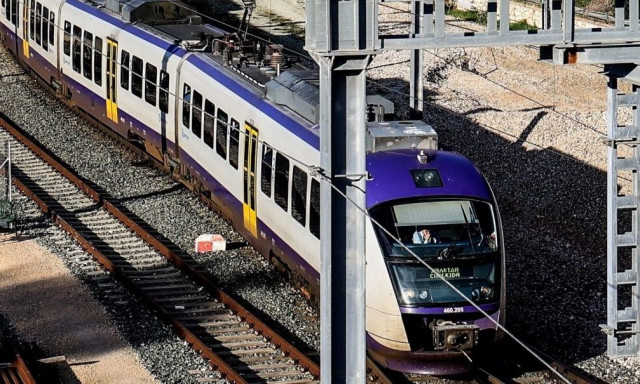 Επιβάτης μαχαίρωσε εργαζόμενο της Hellenic Train μέσα σε συρμό του προαστιακού