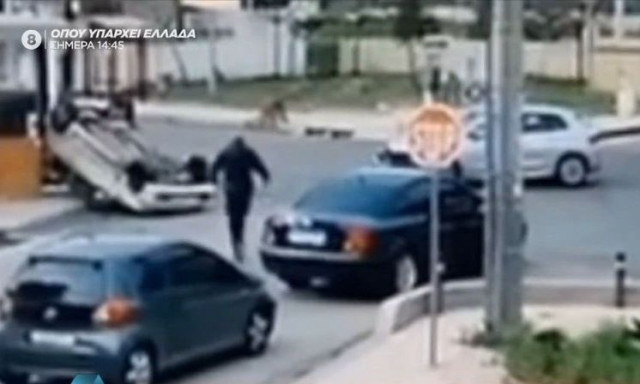 Άνω Λιόσια: Σοκαριστικό βίντεο ντοκουμέντο από σφοδρή σύγκρουση αυτοκινήτων μετά από παραβίαση STOP