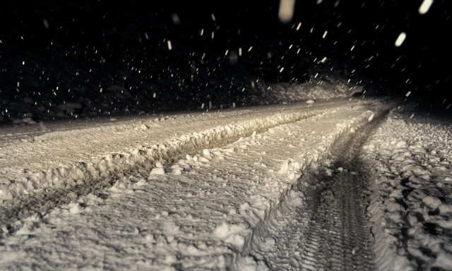 Κακοκαιρία Coral: Πυκνά χιόνια στην Εύβοια - Πού χρειάζονται αντιολισθητικές αλυσίδες