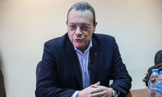 Διπλή στρατηγική ΣΥΡΙΖΑ με περιοδείες Φάμελλου και όξυνση του πολιτικού λόγου