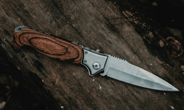 Ζάκυνθος: Σε εξέλιξη οι έρευνες για την άγρια δολοφονία 69χρονης συμβολαιογράφου