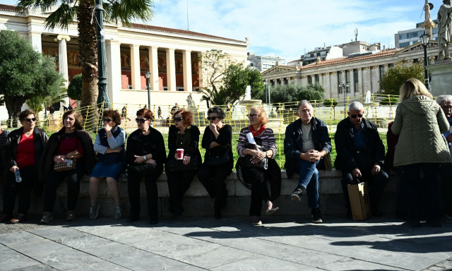 Συντάξεις:Οι δύο λόγοι που συμφέρει να βγείτε το 2026- Τι αλλάζει το 2027