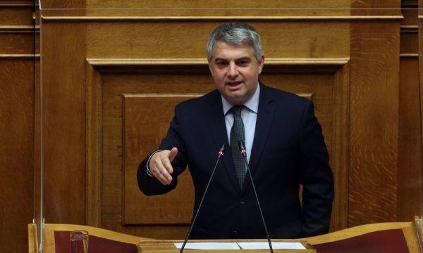 Σκέψεις και... συσκέψεις στο ΠΑΣΟΚ για διαγραφή Κωνσταντινόπουλου