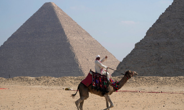 Πρωτοποριακή ανακάλυψη στις πυραμίδες της Αιγύπτου: Υπάρχει μια παράξενη μορφή ενέργειας