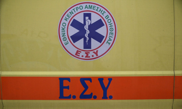 Κρήτη: Σύγκρουση αυτοκινήτου με μηχανή - Στο νοσοκομείο 23χρονος δικυκλιστής