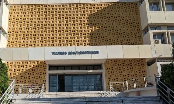 Εισαγγελική έρευνα για την επίθεση στον πρόεδρο του τμήματος Μαθηματικών του ΕΚΠΑ