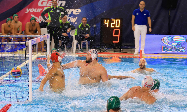 Πόλο: Εύκολα το ντέρμπι και το 8ο σερί Κύπελλο ο Ολυμπιακός