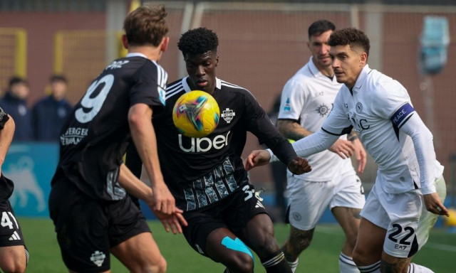 Serie A: «Αυτοκτονία» της Νάπολι με την Κόμο του Δουβίκα - Το αυτογκόλ της χρονιάς o Ραχμάνι (vid)