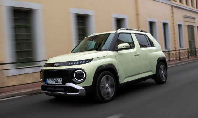 Οδηγούμε το νέο Hyundai Inster στην Αθήνα