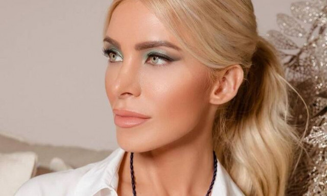 Κατερίνα Καινούργιου: Η φωτογραφία χωρίς ίχνος μακιγιάζ από το κρεβάτι της