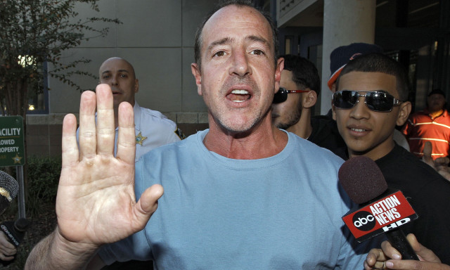 Λίντσεϊ Λόχαν: Ο πατέρας της συνελήφθη για επίθεση στην πρώην σύζυγό του