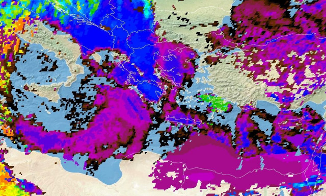 Καιρός: «Όλα τούμπα» και εκπλήξεις το τριήμερο της Καθαράς Δευτέρας