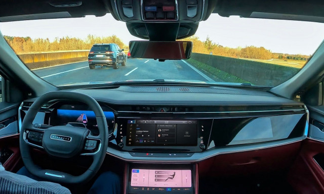 Η Stellantis ανεβαίνει (ημιαυτόνομο) επίπεδο