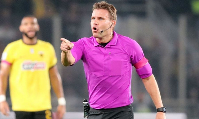 Η UEFA προειδοποιεί την Ελλάδα: «Υπερβολική εξάρτηση από ξένους διαιτητές»