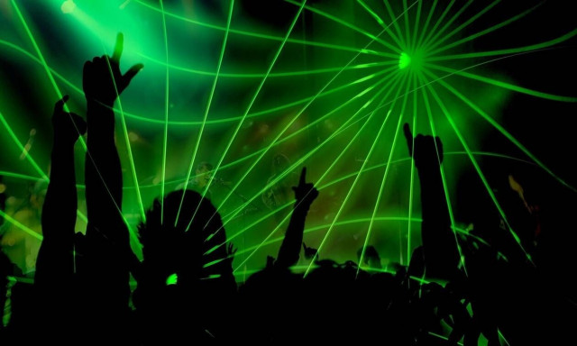 Στο «μικροσκόπιο» των «Ράμπο» της ΑΑΔΕ οι τζίροι 29 νυχτερινών κέντρων διασκέδασης