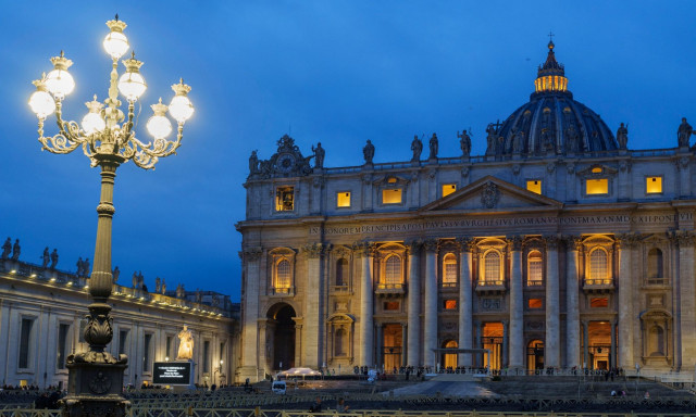 Το Βατικανό «σπάει» μία παράδοση ετών: Διαφάνεια για την υγεία του Πάπα και δημόσιες ενημερώσεις