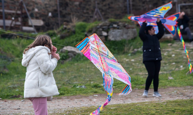 Καιρός: «Πάρτυ» βαρομετρικών χαμηλών μέχρι την Καθαρά Δευτέρα