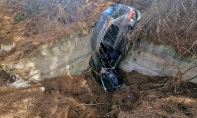 Απίστευτο τροχαίο στη Ρόδο: Έπεσε σε χαντάκι για να αποφύγει ελάφι - Εγκλωβίστηκε όλο το βράδυ