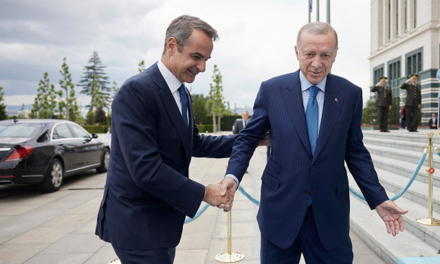 Τηλεφώνημα  Μητσοτάκη-Ερντογάν: Ευχές στον Τούρκο πρόεδρο για τα γενέθλιά του